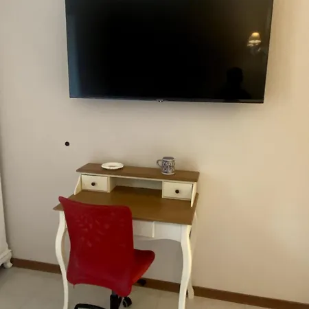 Elegant Fully Equipped In Center Of Perugia,parking Apartment Perugia