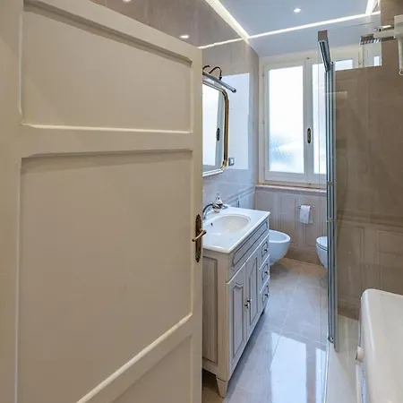 Elegant Fully Equipped In Center Of Perugia,parking * Perugia