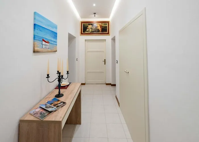 Elegant Fully Equipped In Center Of Perugia,parking