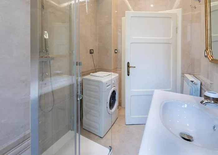 Elegant Fully Equipped In Center Of Perugia,parking * Перуджа