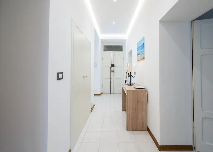 Elegant Fully Equipped In Center Of Perugia,parking Перуджа