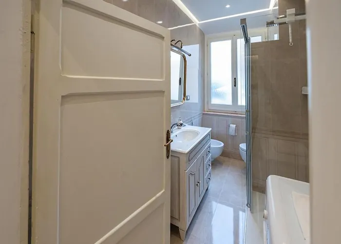 Elegant Fully Equipped In Center Of Perugia,parking * Перуджа