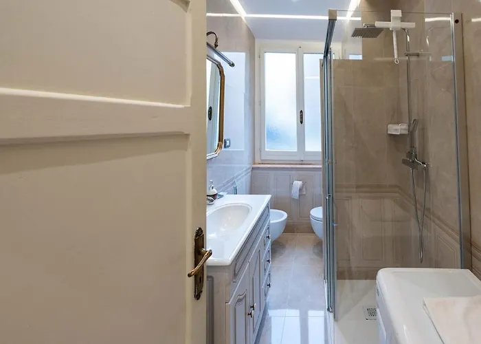 Elegant Fully Equipped In Center Of Perugia,parking * Перуджа