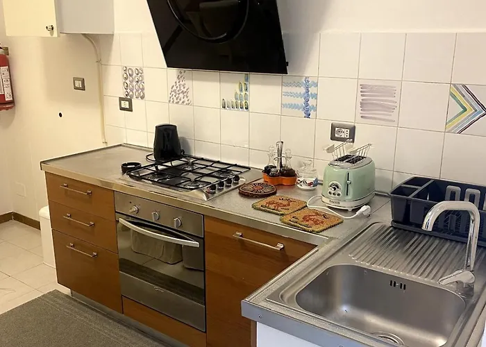 Апартаменты Elegant Fully Equipped In Center Of Perugia,parking