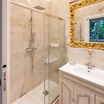Elegant Fully Equipped In Center Of Perugia,parking 公寓