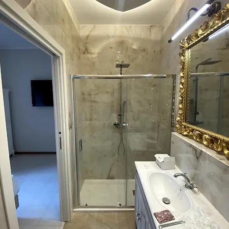 Elegant Fully Equipped In Center Of Perugia,parking Appartement