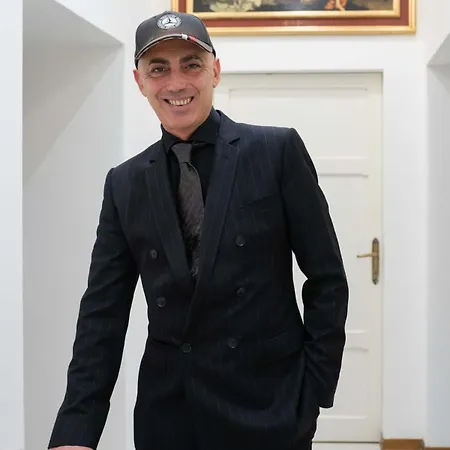 Elegant Fully Equipped In Center Of Perugia,parking Appartement