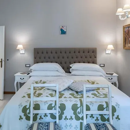Elegant Fully Equipped In Center Of Perugia,parking * Перуджа