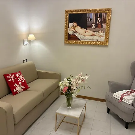 Elegant Fully Equipped In Center Of Perugia,parking Apartment *
