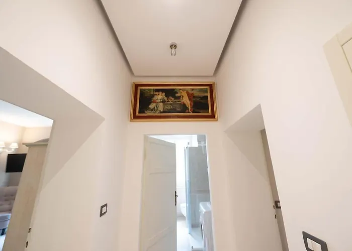 Elegant Fully Equipped In Center Of Perugia,parking *